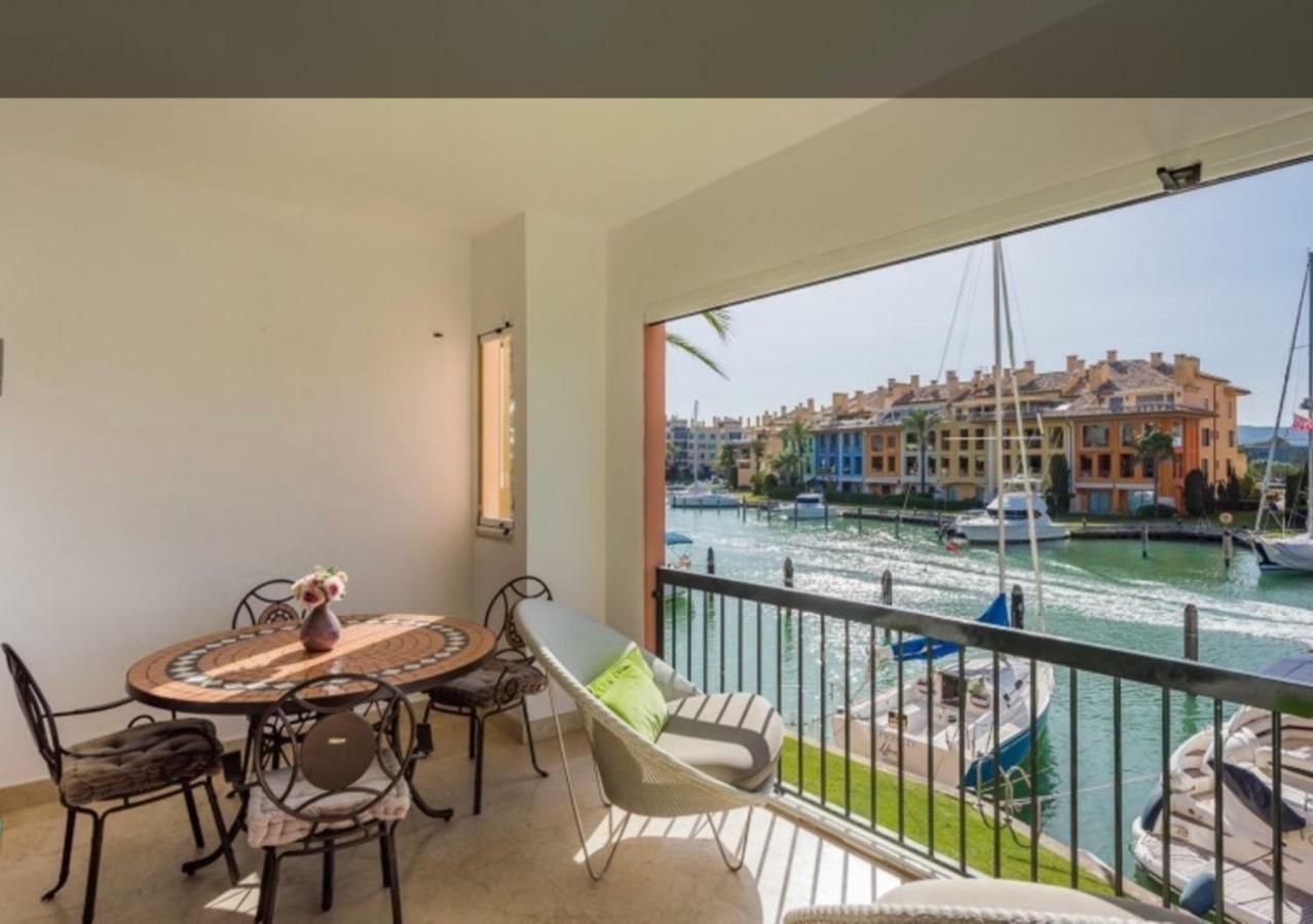 Apartamento Con Piscina ,Playa Con Vistas Panoramicas En La Marina De Sotogrande Сан-Роке Экстерьер фото